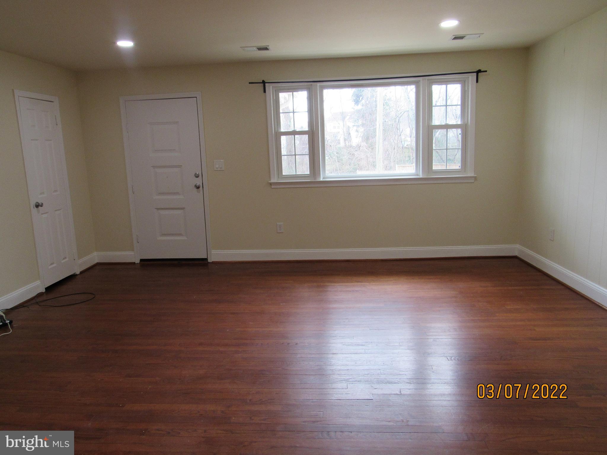 DUMFRIES - Residential Lease