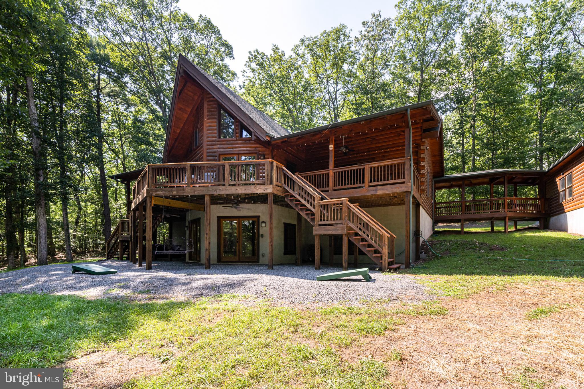 DOGWOOD FLATS - Residential