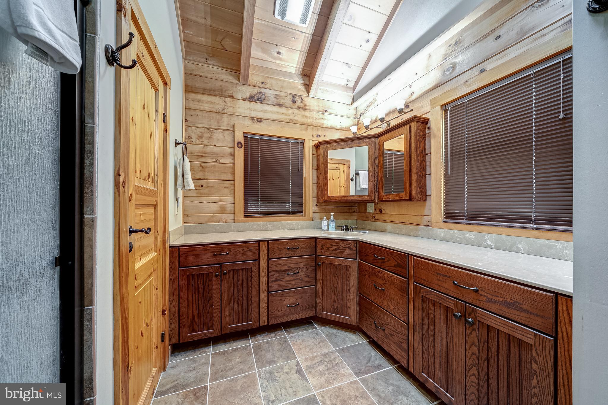 DOGWOOD FLATS - Residential