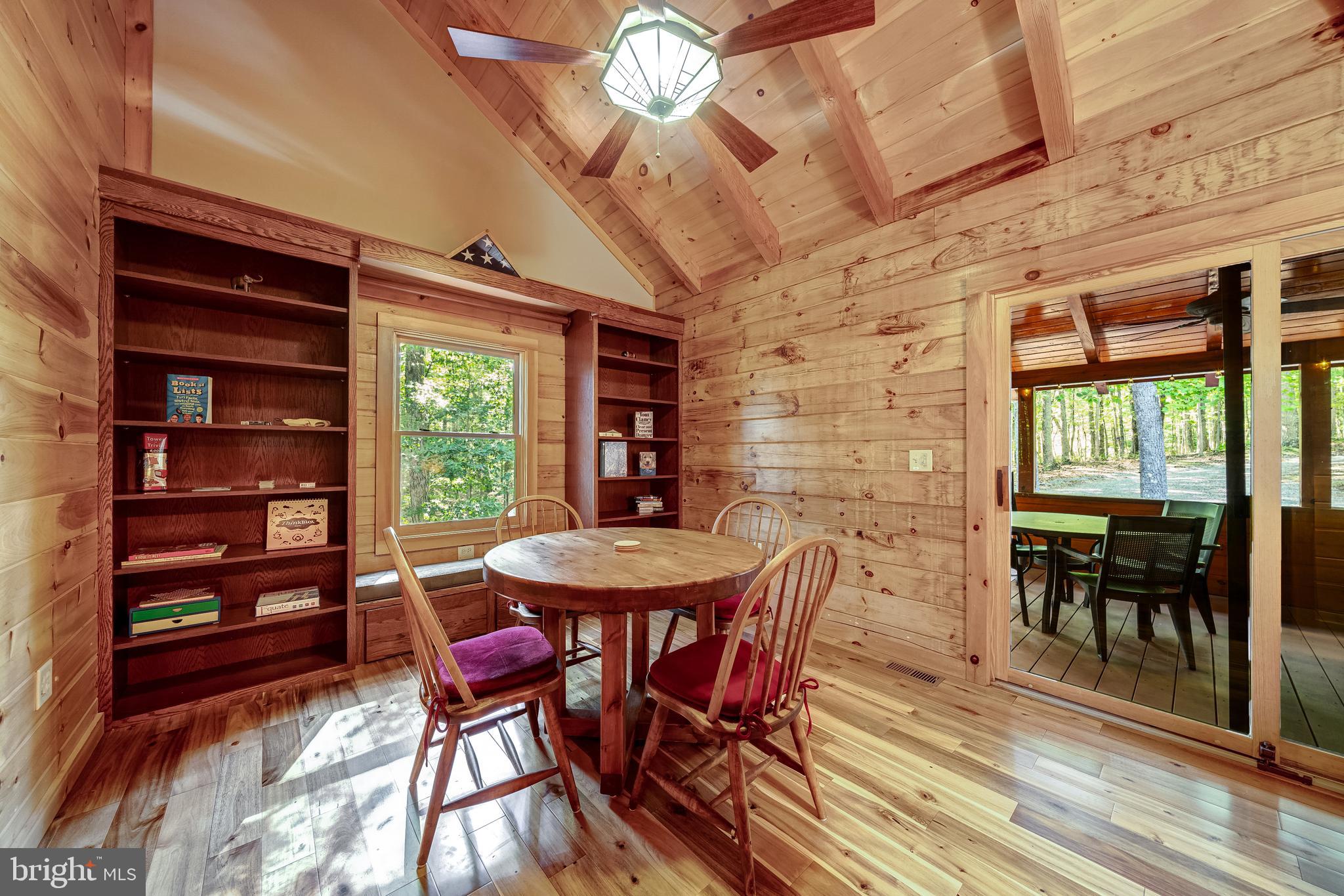 DOGWOOD FLATS - Residential