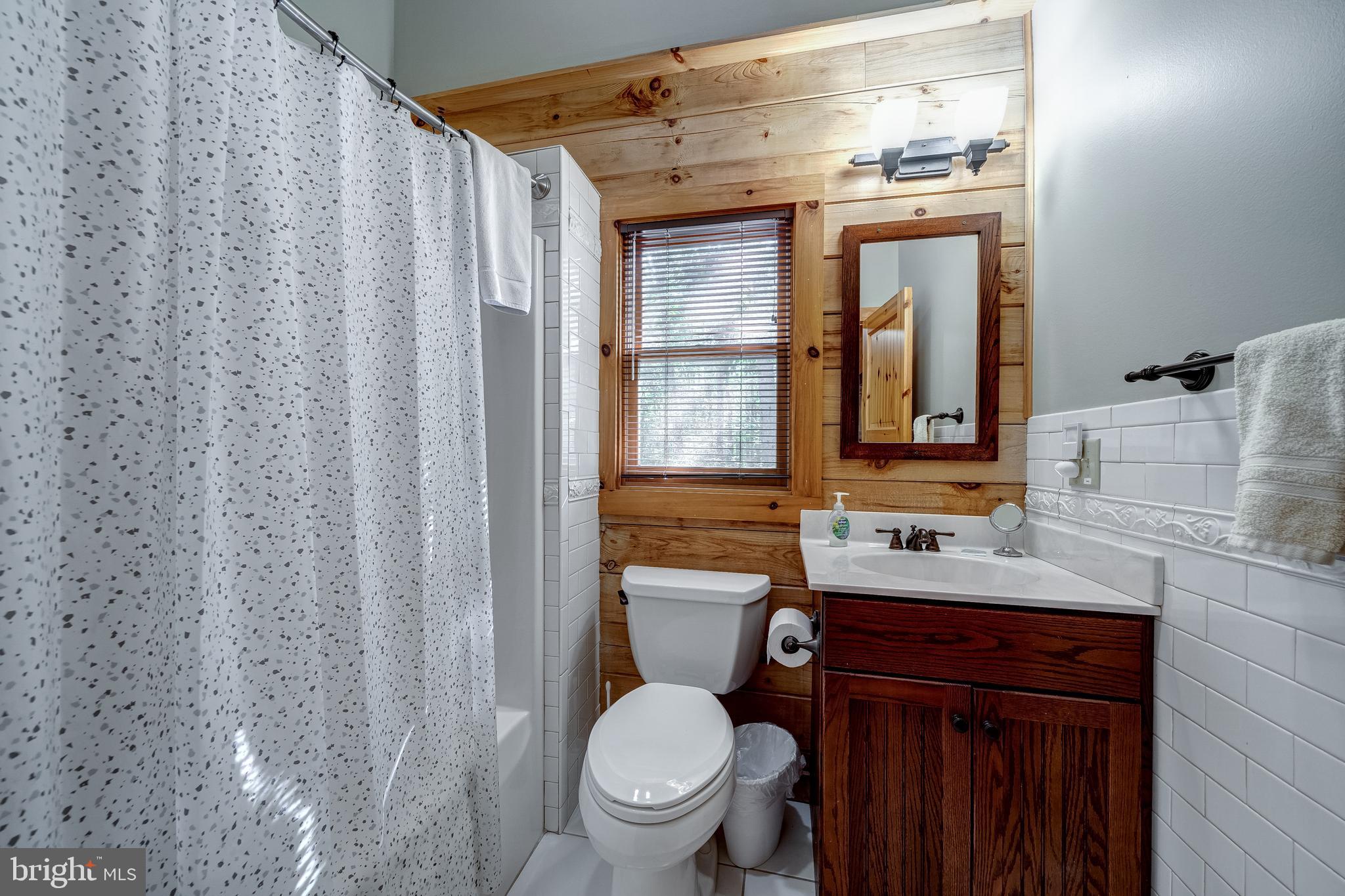 DOGWOOD FLATS - Residential