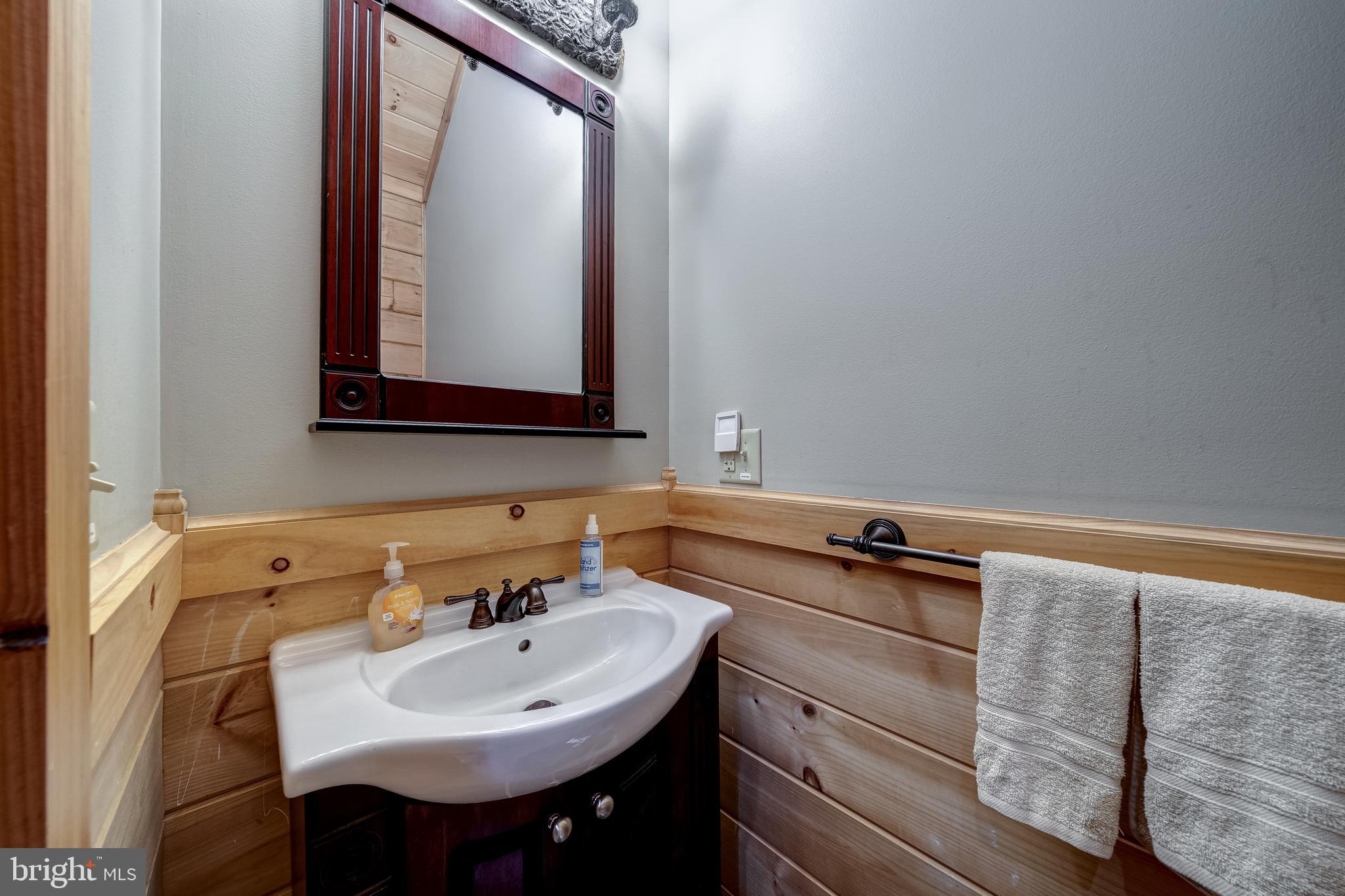 DOGWOOD FLATS - Residential