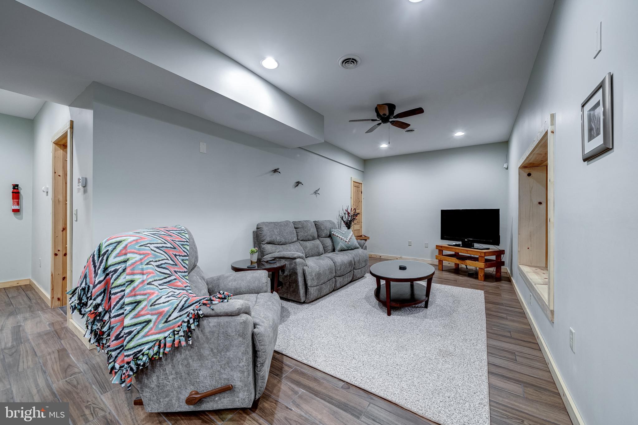 DOGWOOD FLATS - Residential