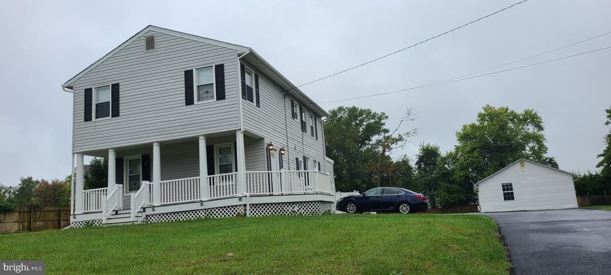 River Hill High School.  BIG, Level Lot.  Great exposure for home-based business, since home is on a busy highway Rte. 108 = Clarksville Pike.  Kitchen is recently renovated.  5 bedrooms.  NO Road noise at all inside the home.  5 Bedroom. Recently renovated. BIG, Level Lot. On Main Highway: Exposure to lots of traffic on Clarksville Pike, makes this home ideal for doing home-based businesses.  Neutral paint. Hardwood Floors.  Kitchen is a chef's delight with granite countertops, pendant lights, white cabinets. Back-Splash.