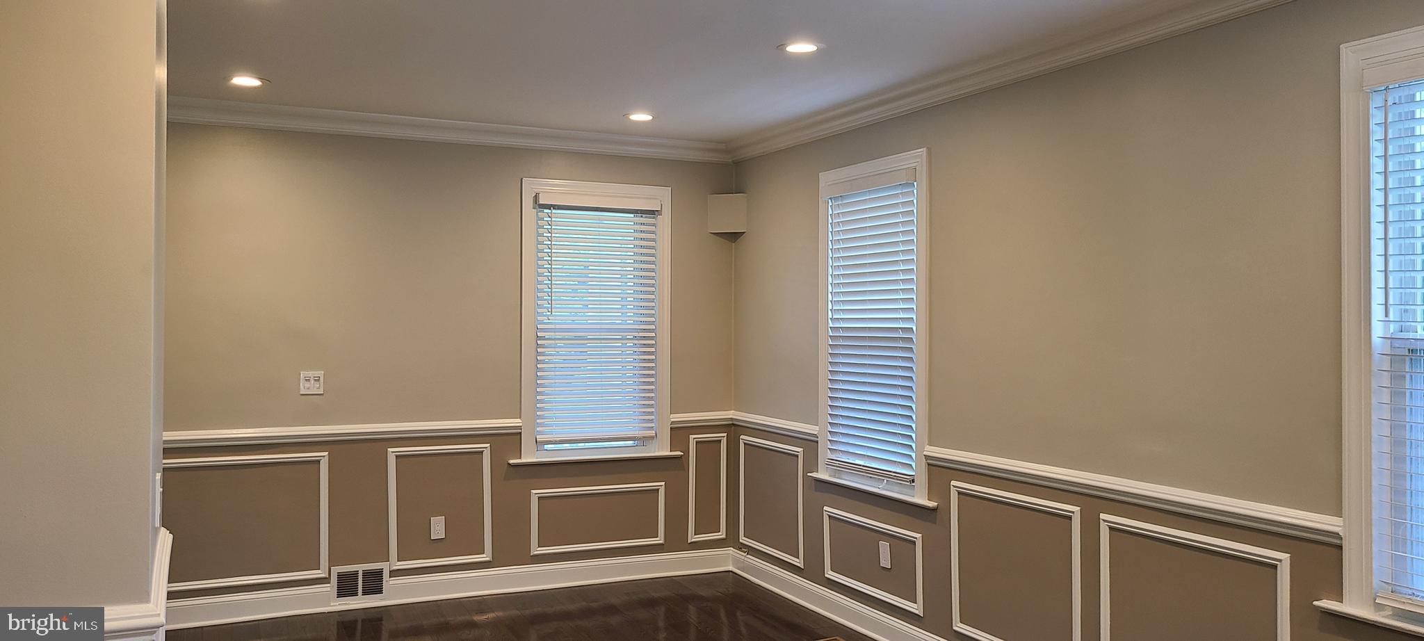 HIGHLAND - Residential Lease