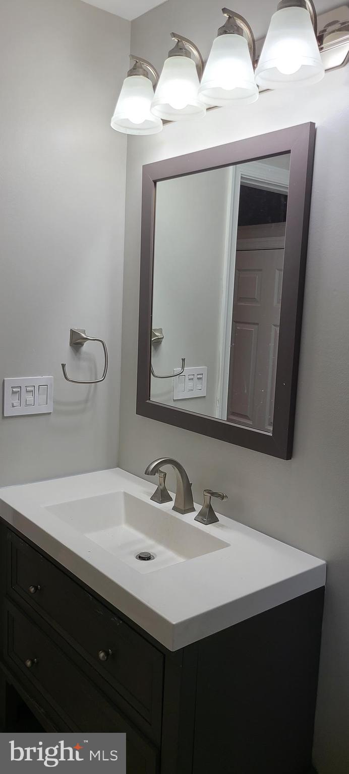 HIGHLAND - Residential Lease