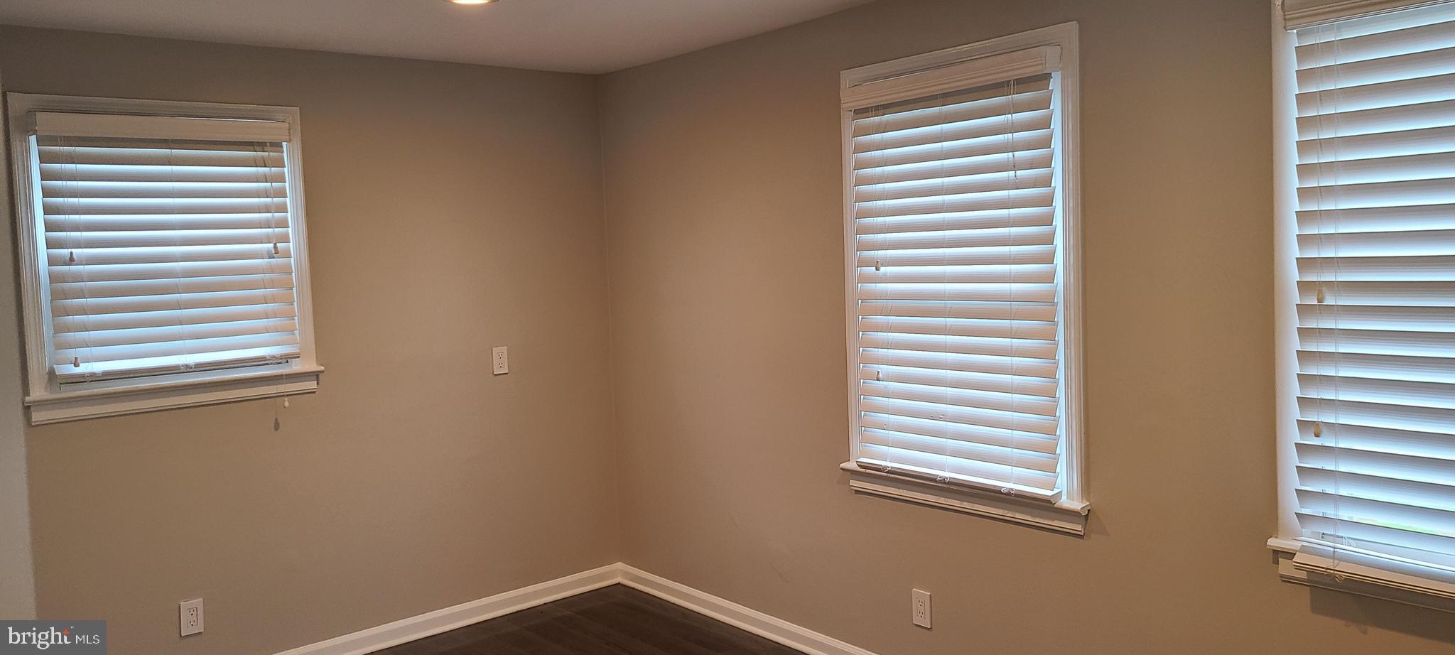 HIGHLAND - Residential Lease