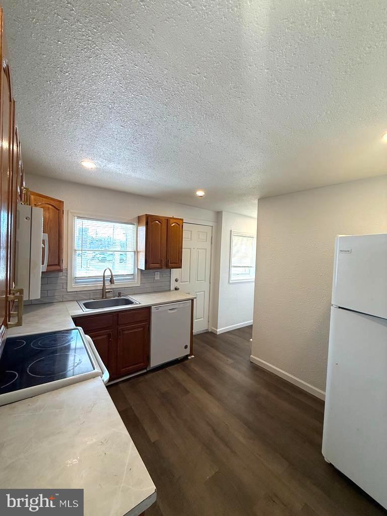 MIDTOWN - Residential Income