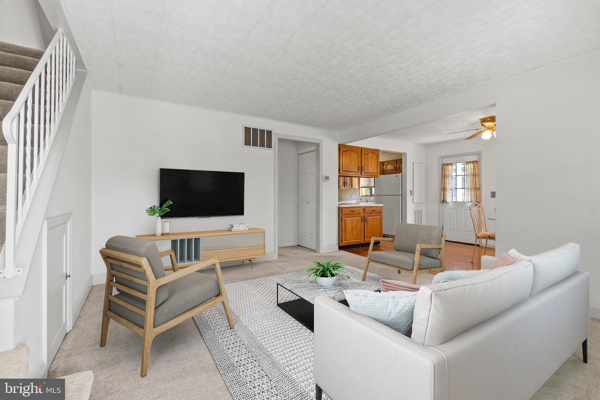 MARYLAND MANOR - Residential