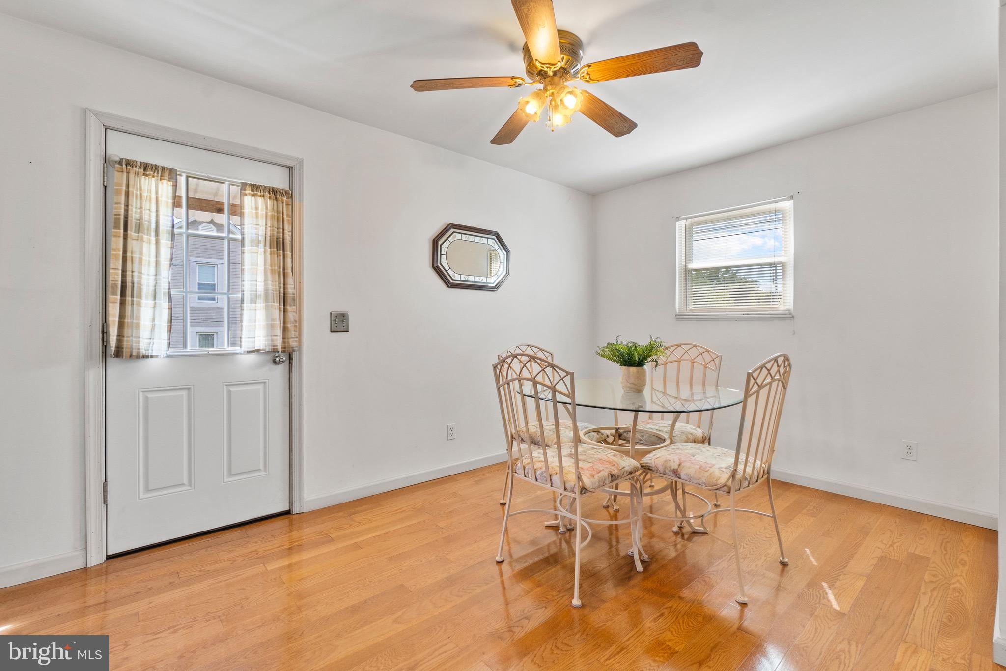 MARYLAND MANOR - Residential