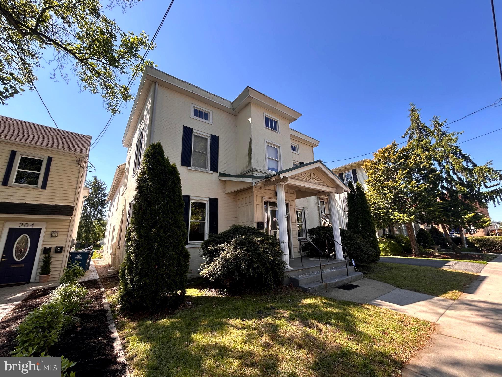 202 E MAIN STREET