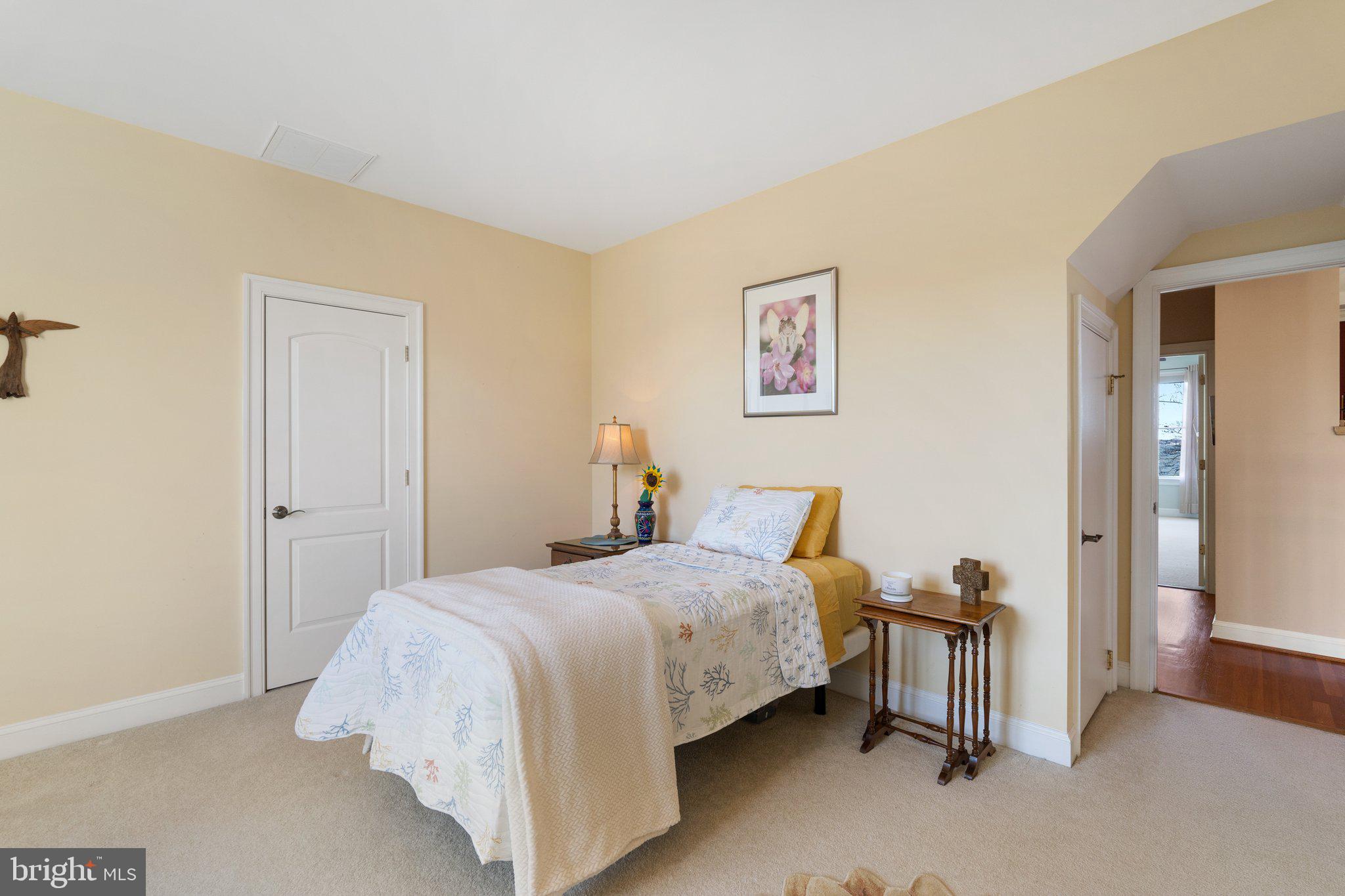 THE RIVERFRONT - Residential