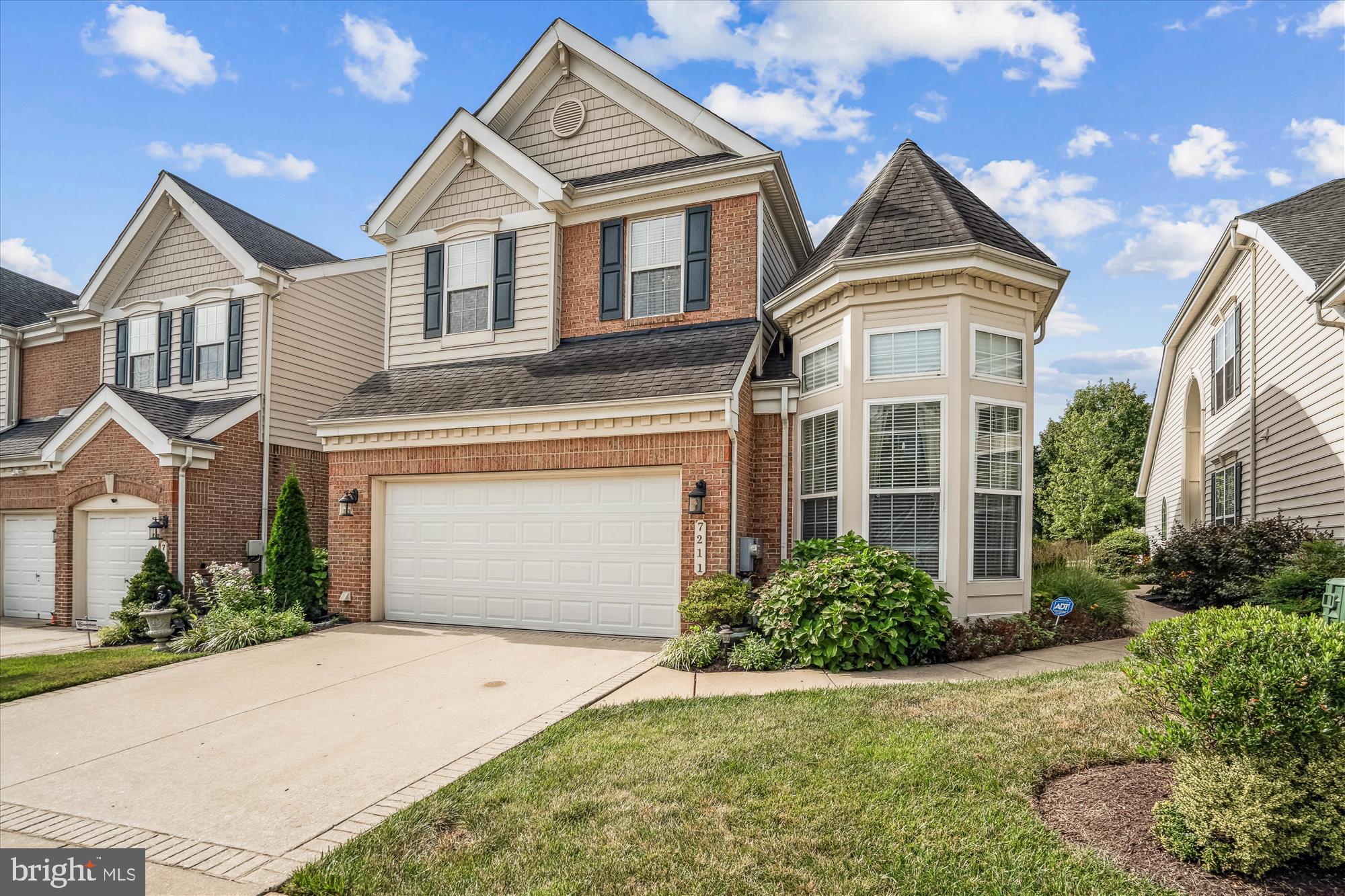 7211 PINEY WOODS PLACE