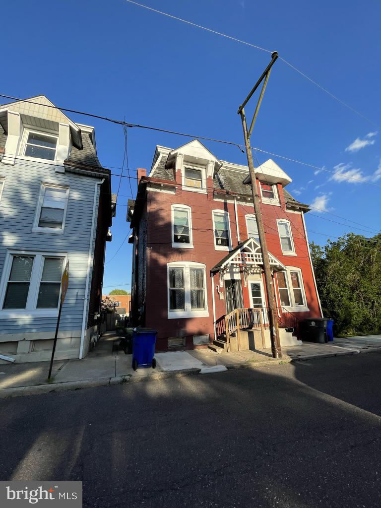 POTTSTOWN - Residential