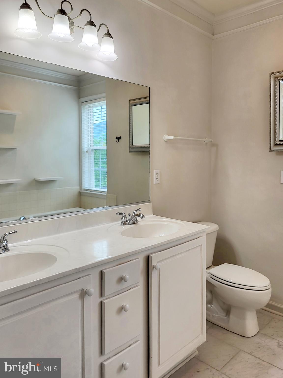 PARKSIDE VILLAGE - Residential Lease