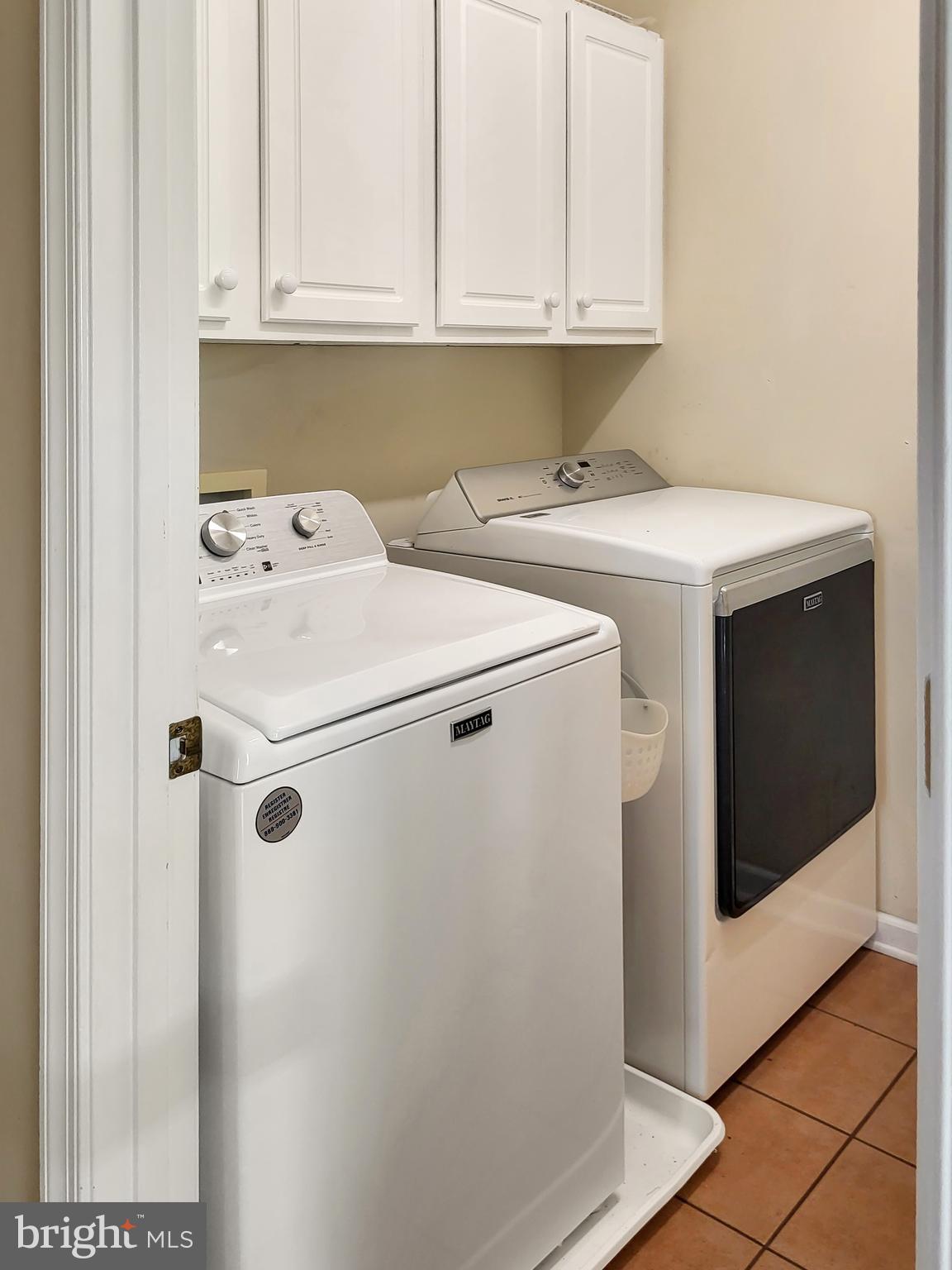 PARKSIDE VILLAGE - Residential Lease