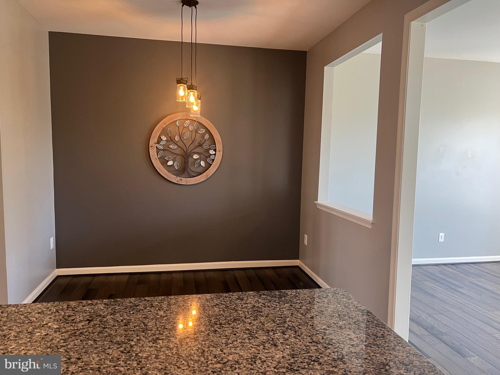 GALYN MANOR - Residential