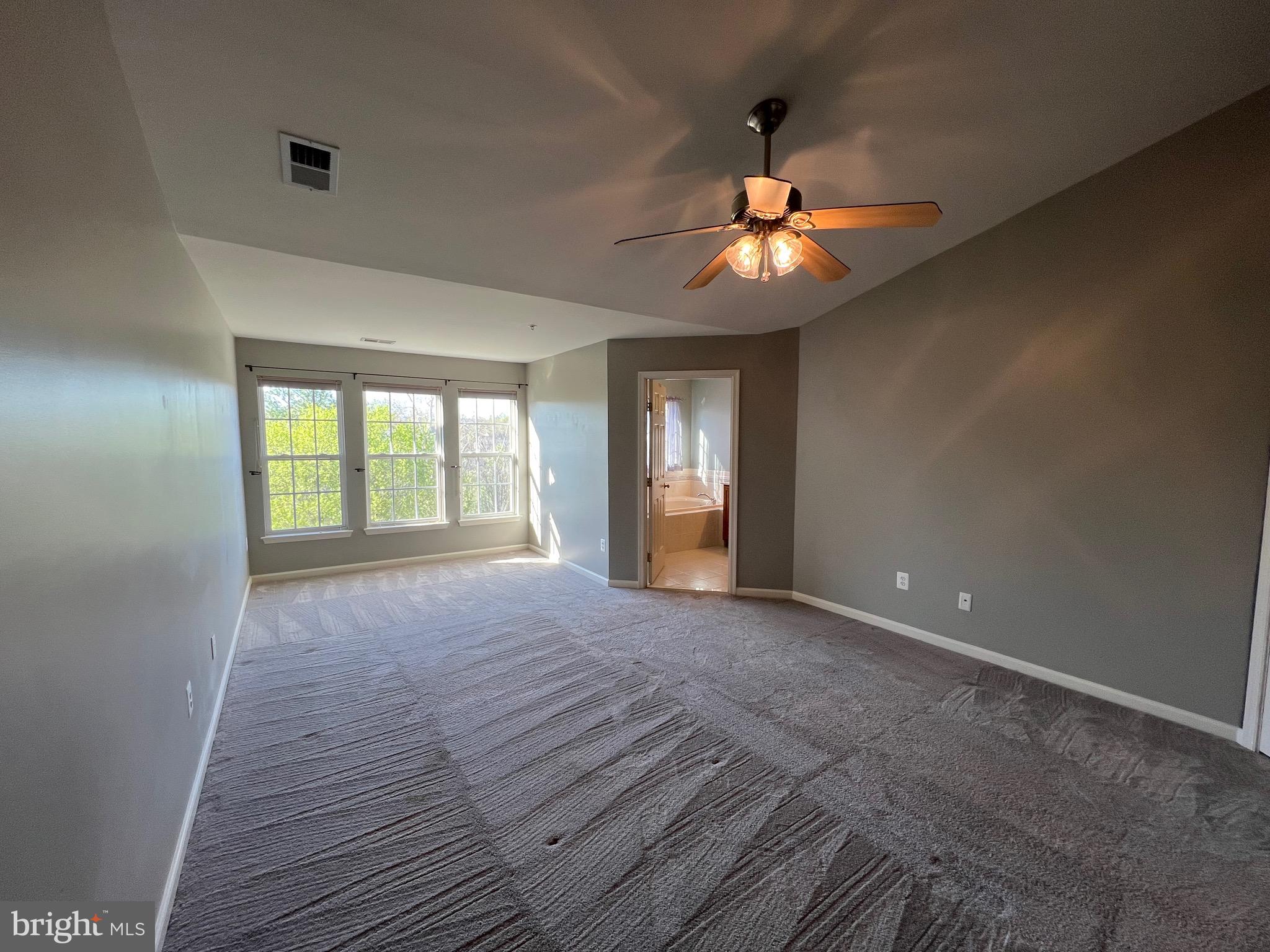 GALYN MANOR - Residential