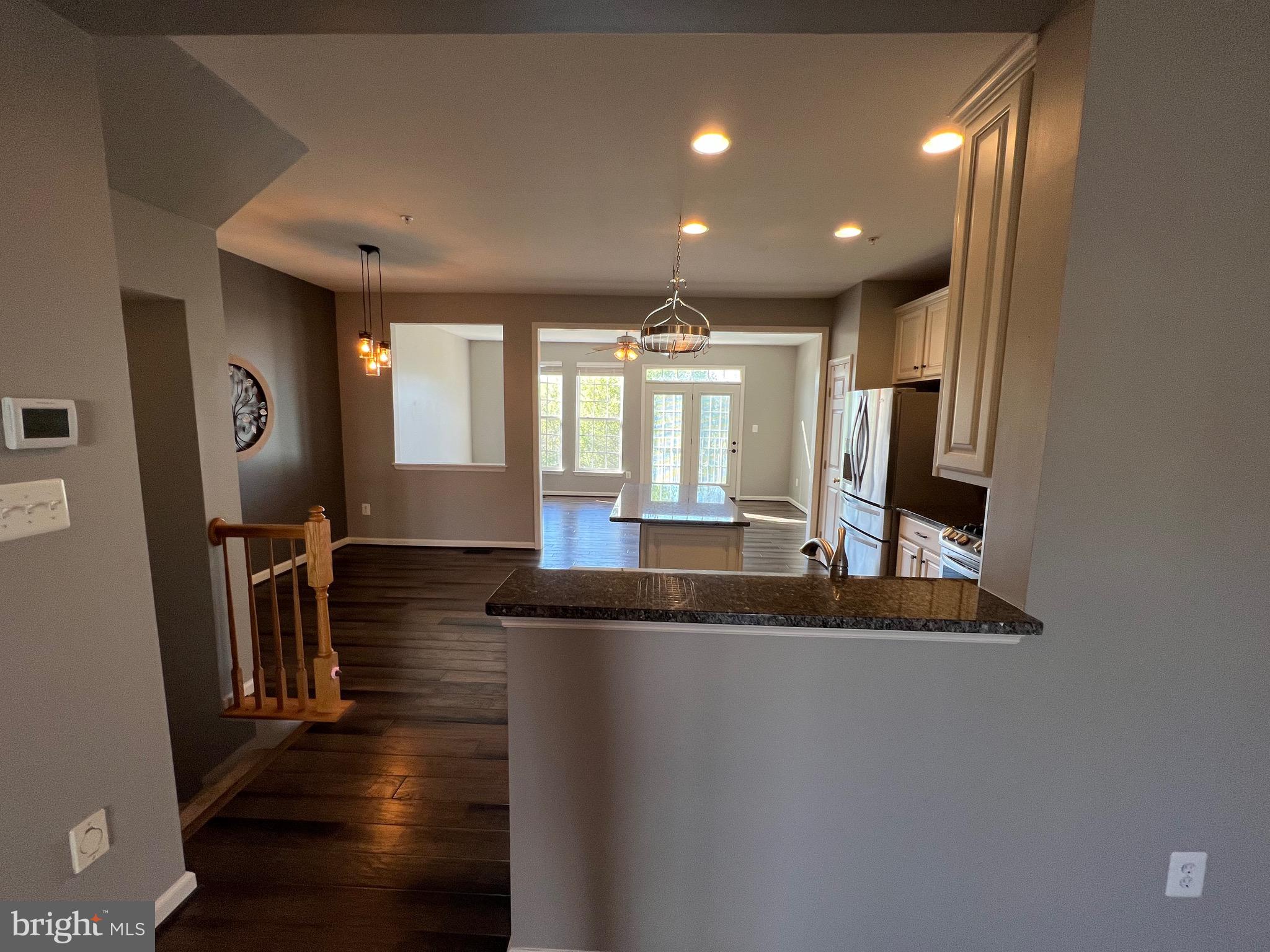 GALYN MANOR - Residential