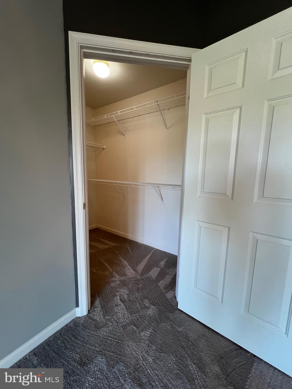 GALYN MANOR - Residential