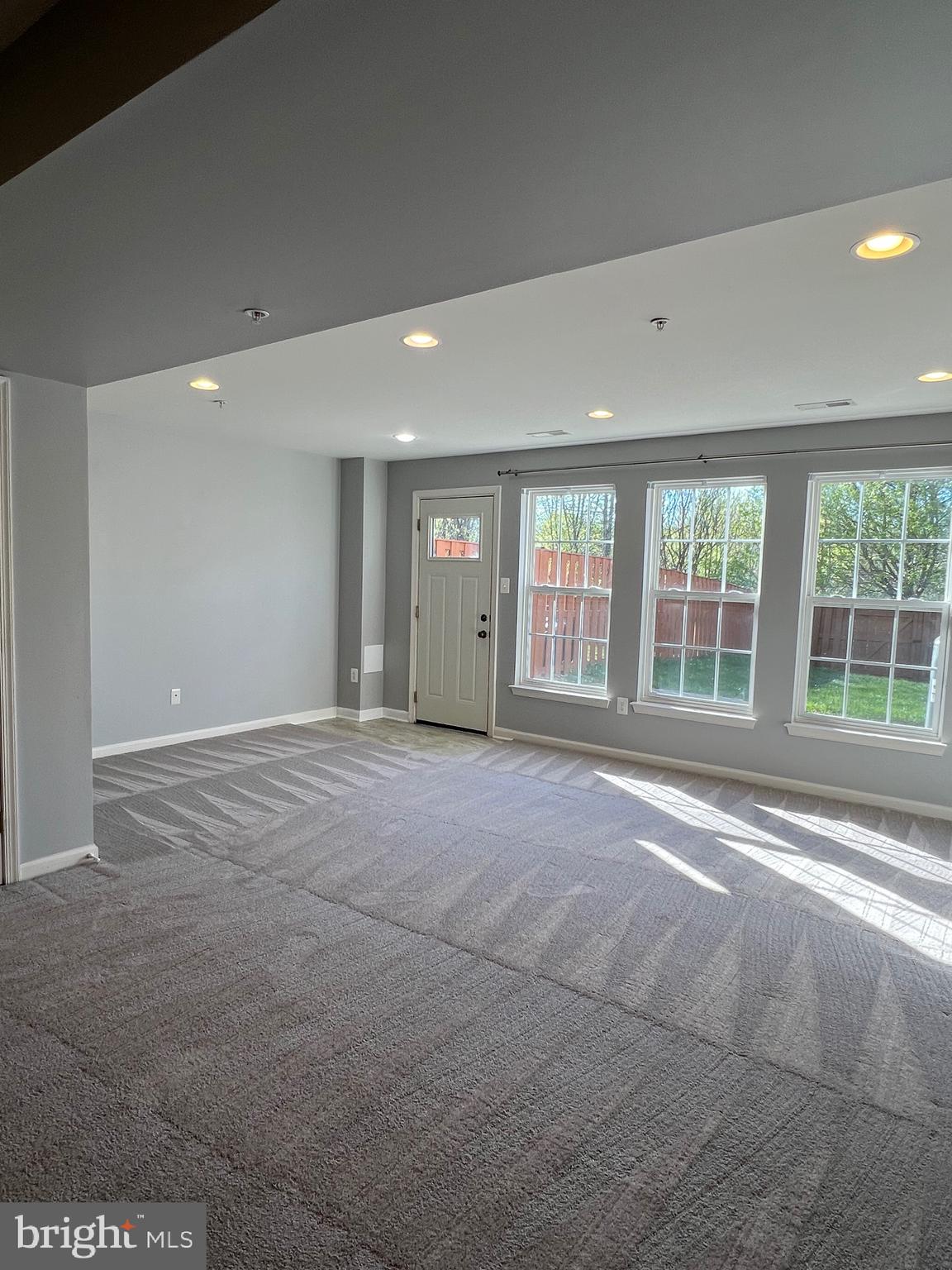 GALYN MANOR - Residential