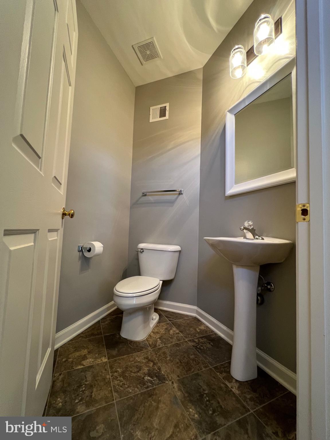 GALYN MANOR - Residential