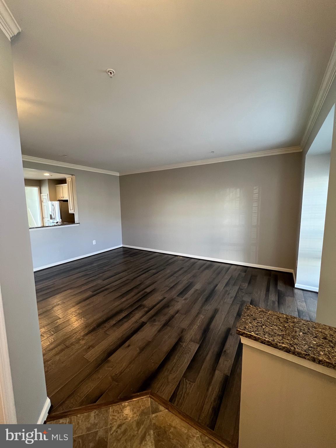 GALYN MANOR - Residential