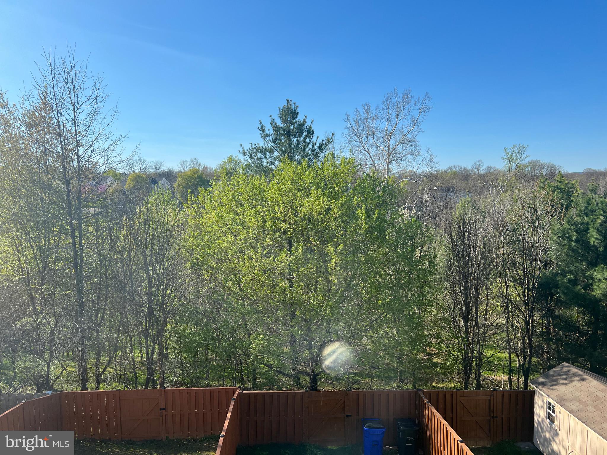 GALYN MANOR - Residential