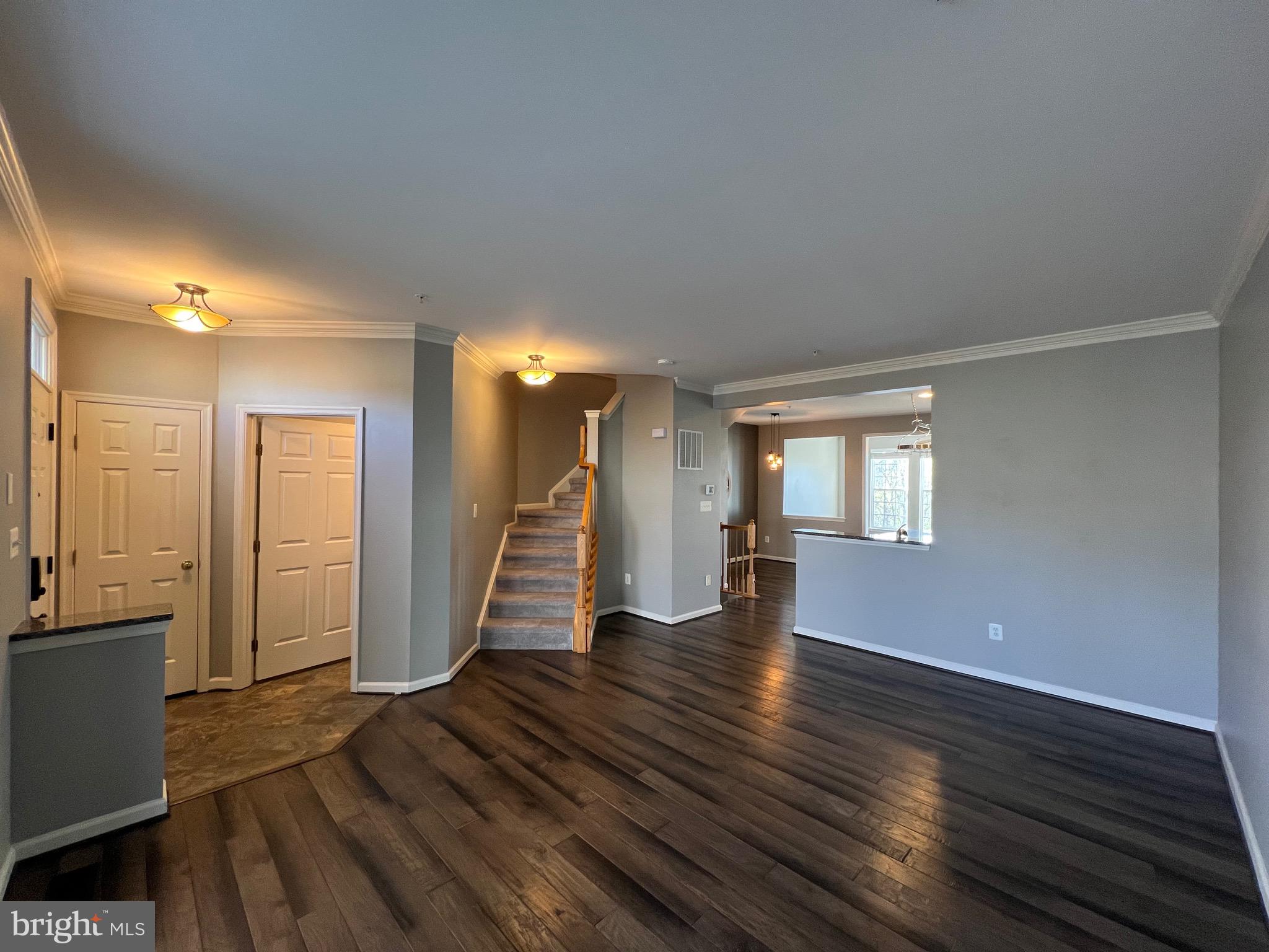 GALYN MANOR - Residential