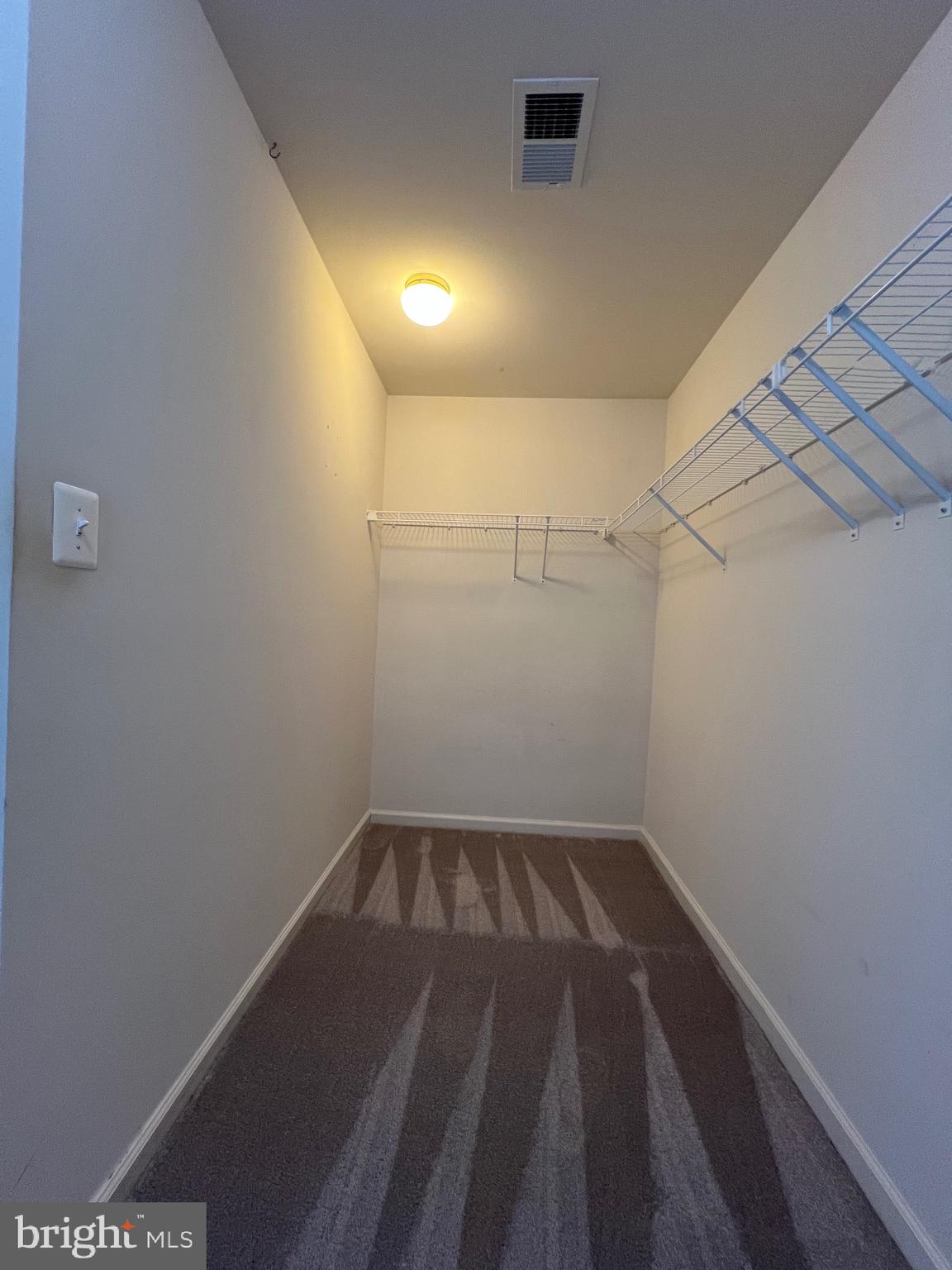 GALYN MANOR - Residential