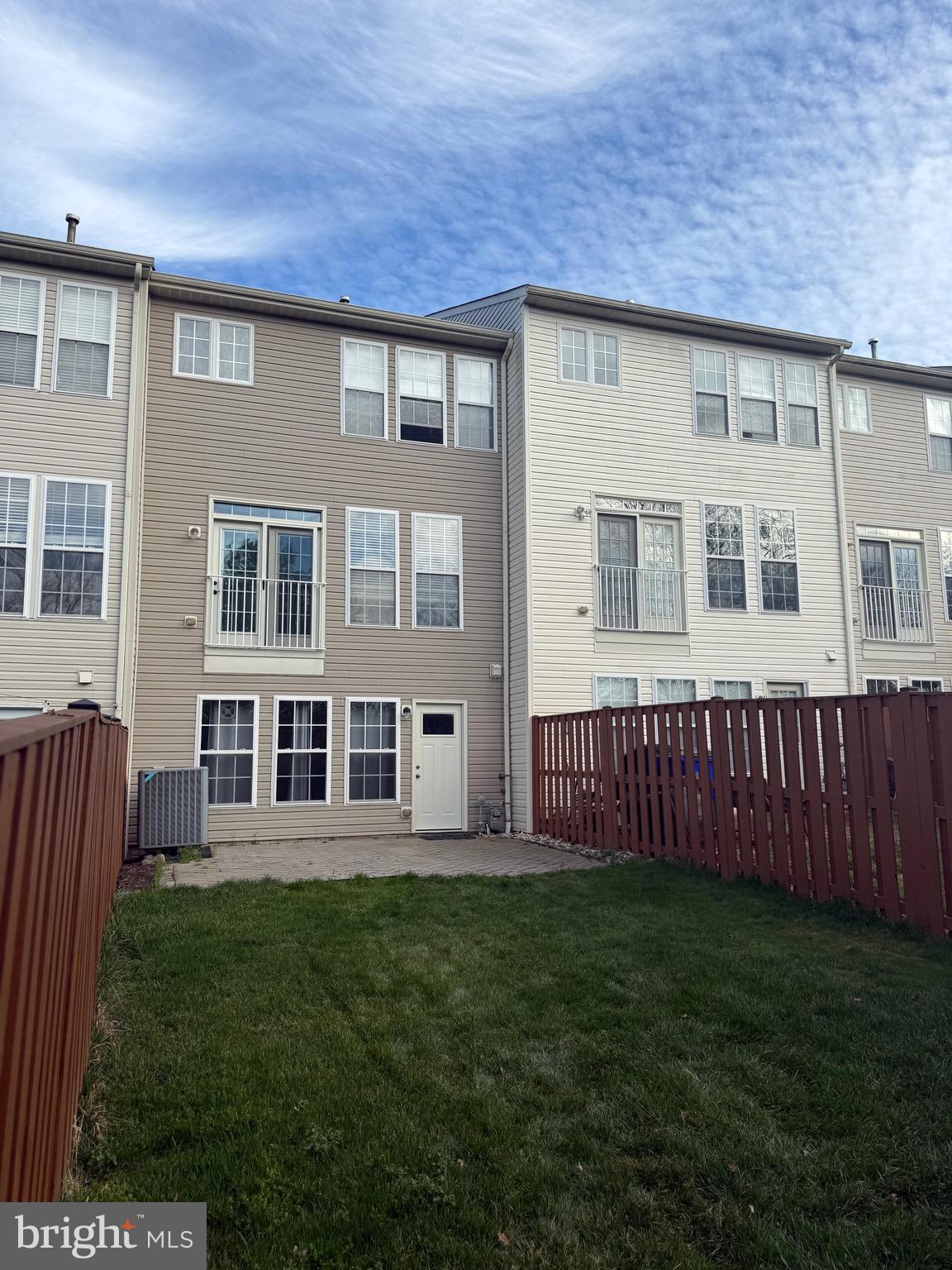 GALYN MANOR - Residential