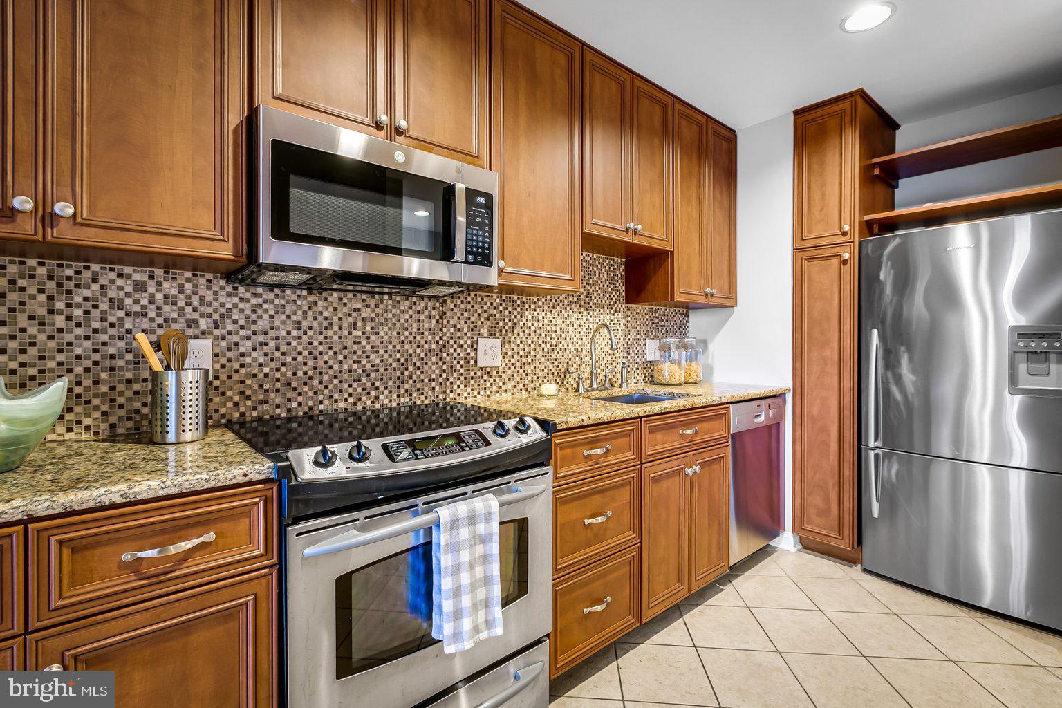 CANTON - Residential