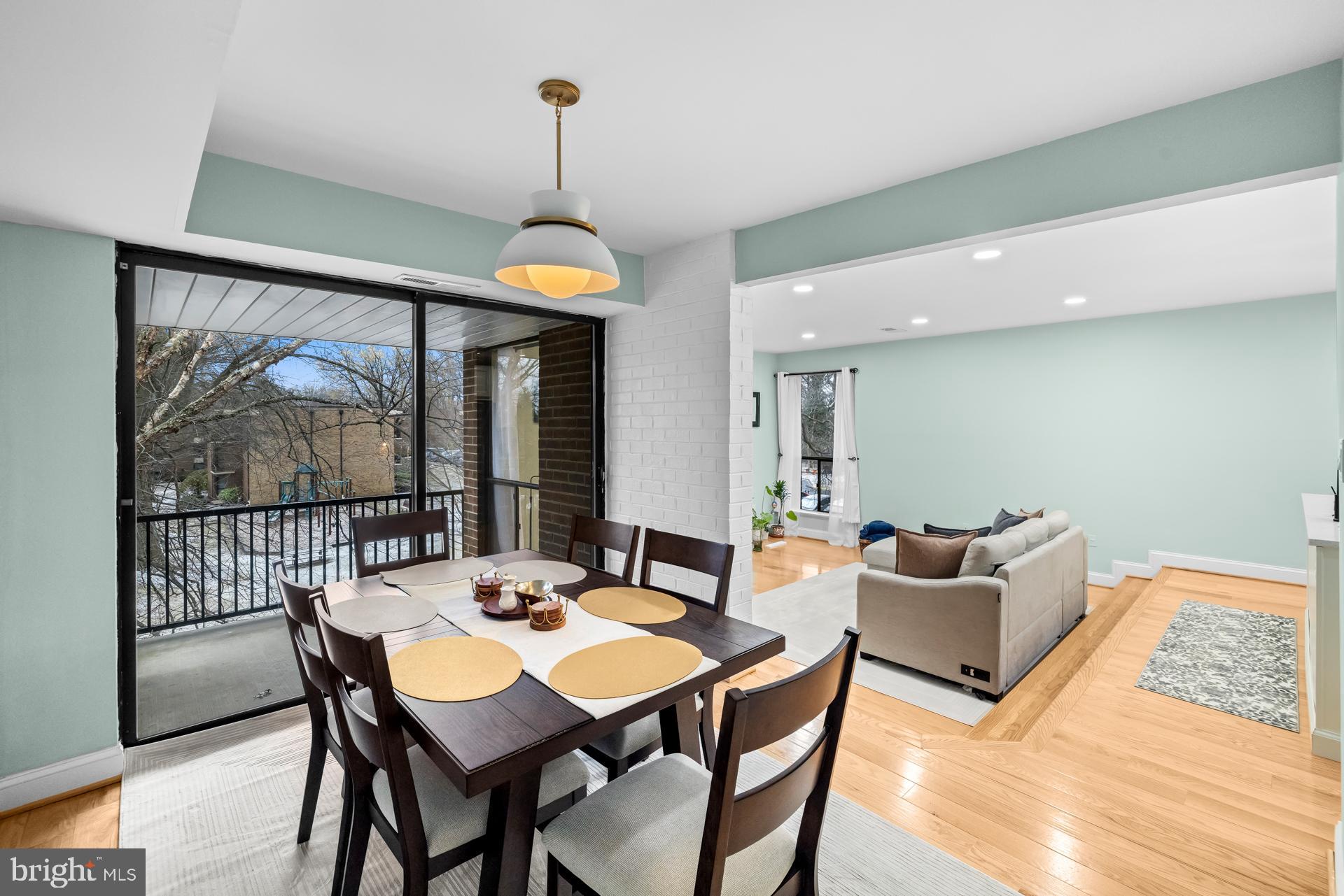 AMERICANA FINMARK - Residential