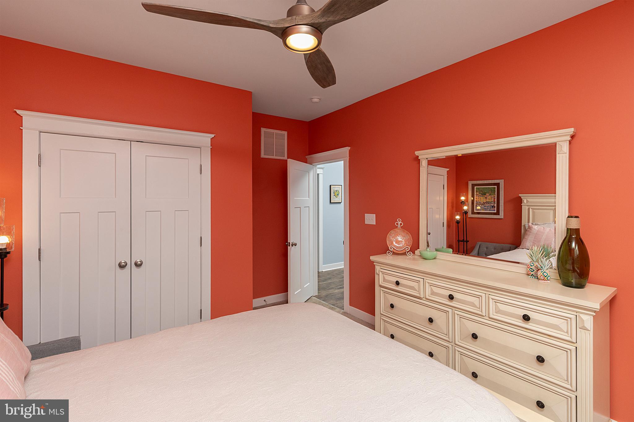 WOODRIDGE - Residential