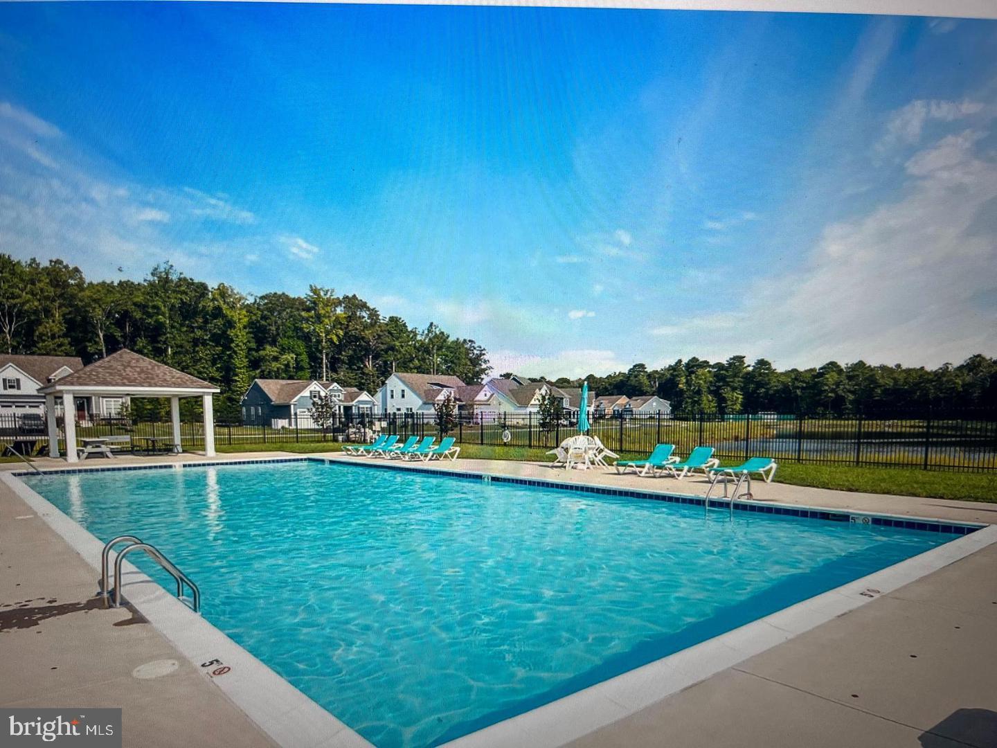 WOODRIDGE - Residential