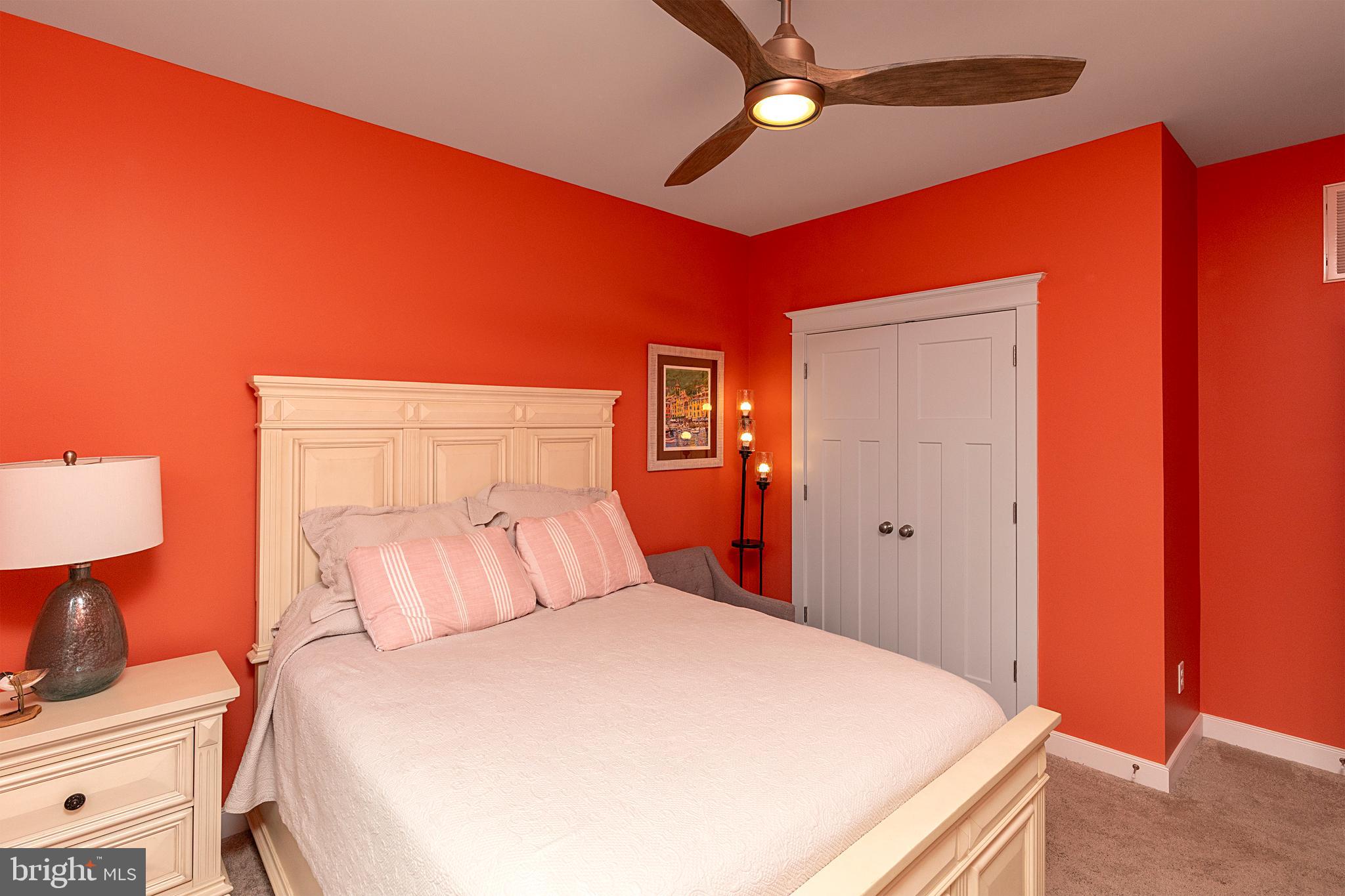 WOODRIDGE - Residential