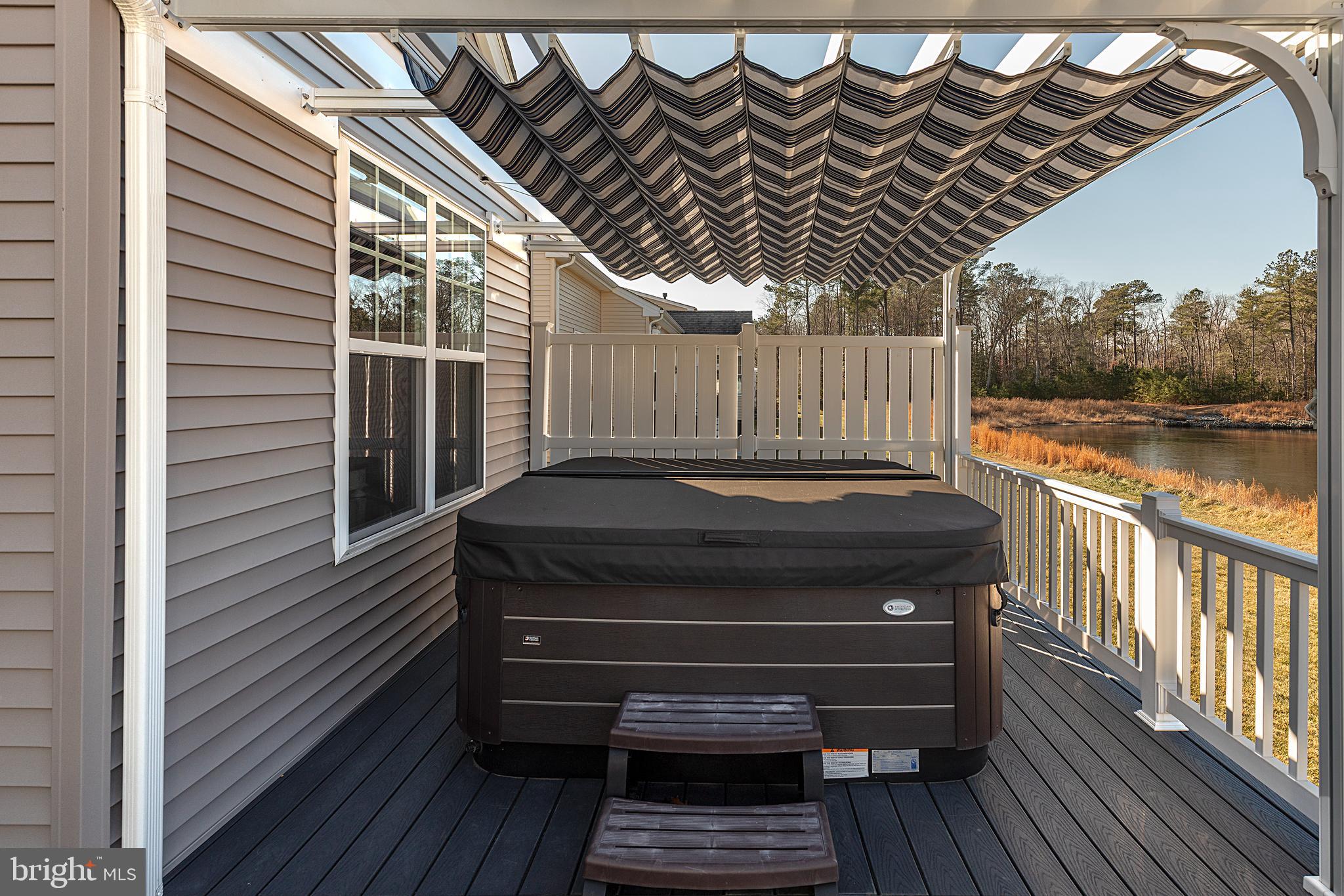 WOODRIDGE - Residential