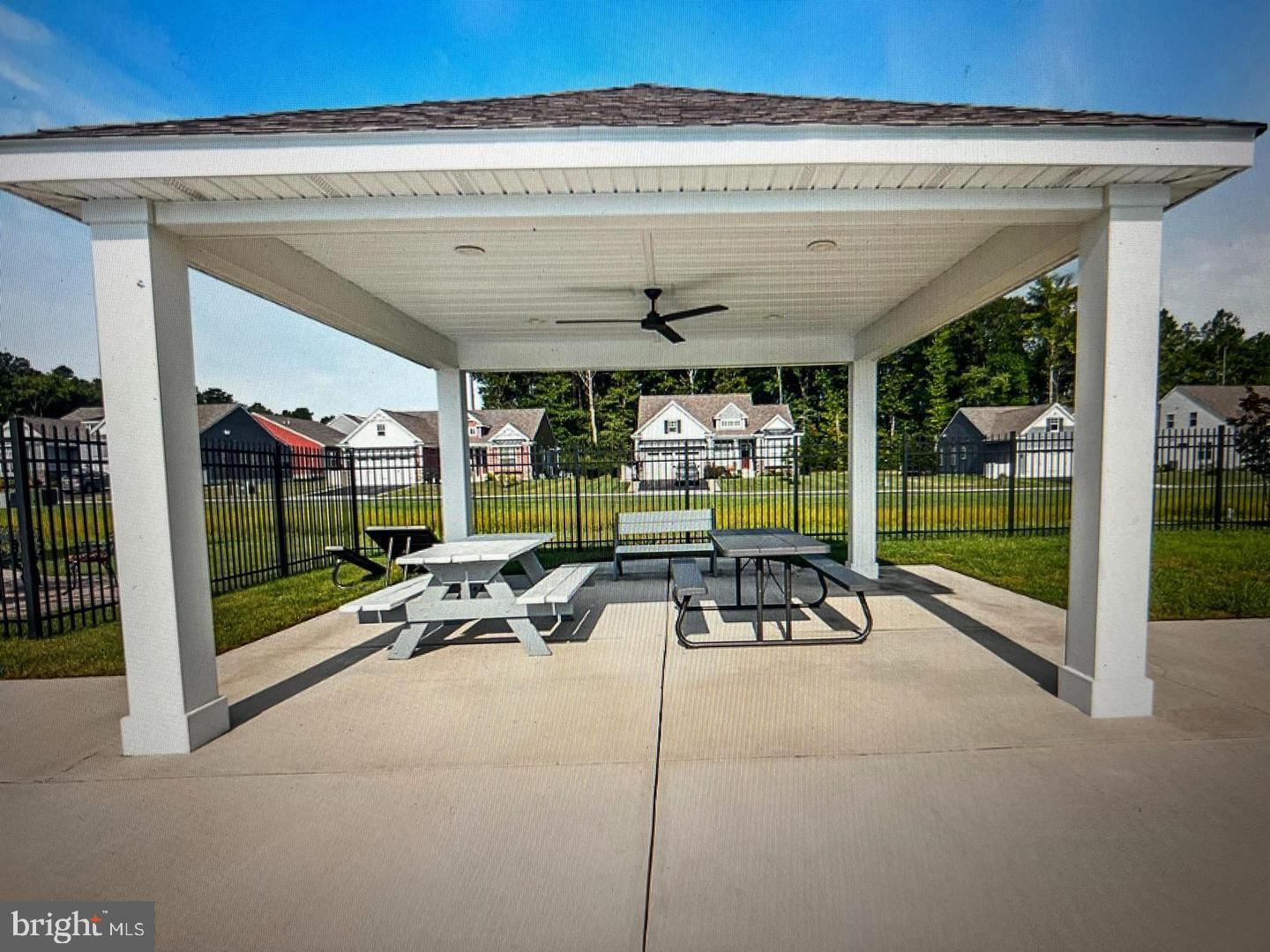 WOODRIDGE - Residential