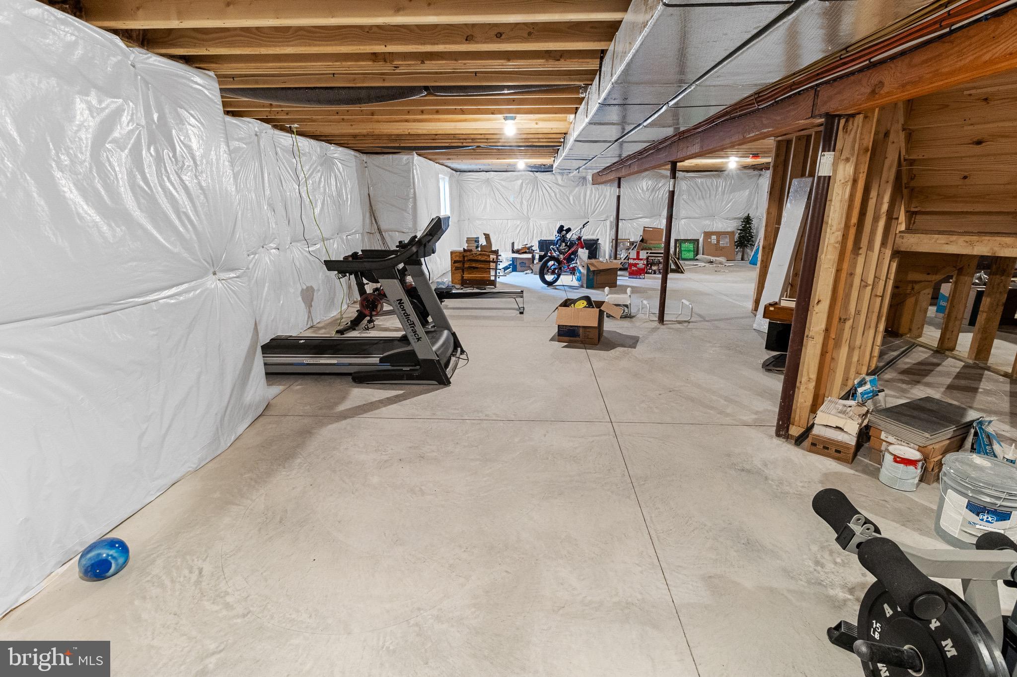 HERITAGE ESTATES WEST - Residential