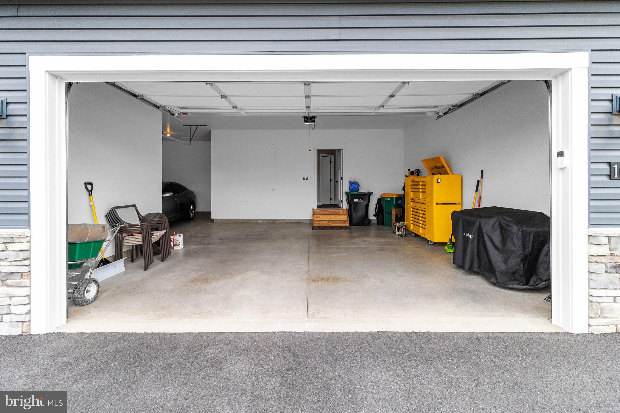 HERITAGE ESTATES WEST - Residential