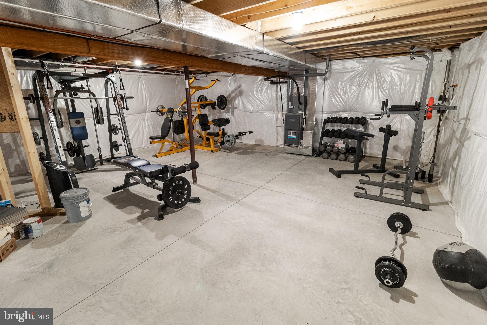 HERITAGE ESTATES WEST - Residential