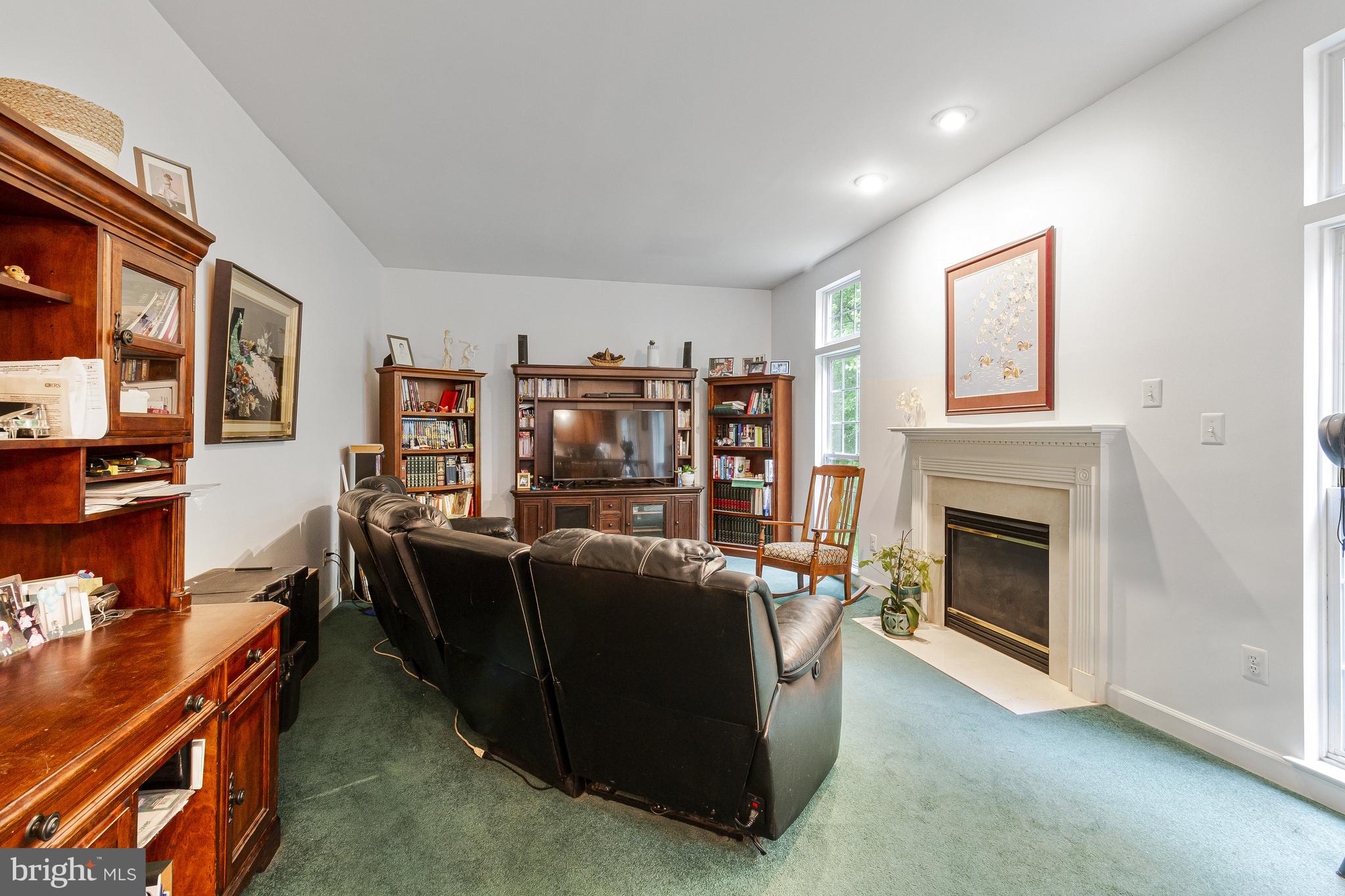 KINGSVIEW RIDGE - Residential