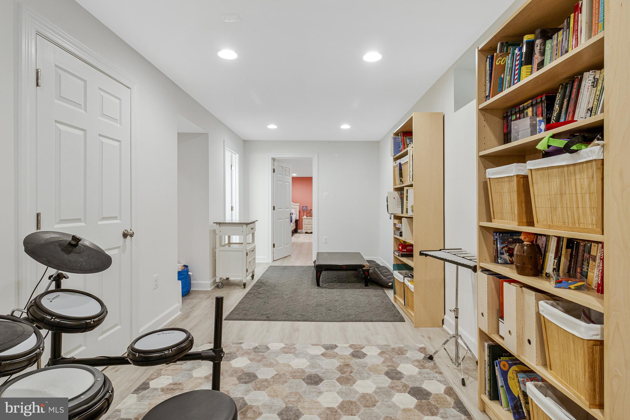 KINGSVIEW RIDGE - Residential