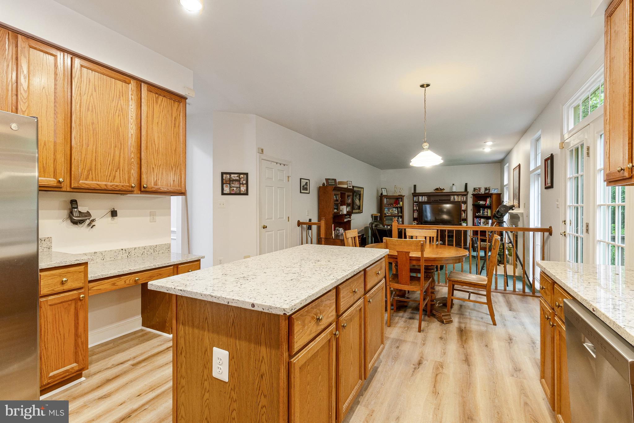 KINGSVIEW RIDGE - Residential