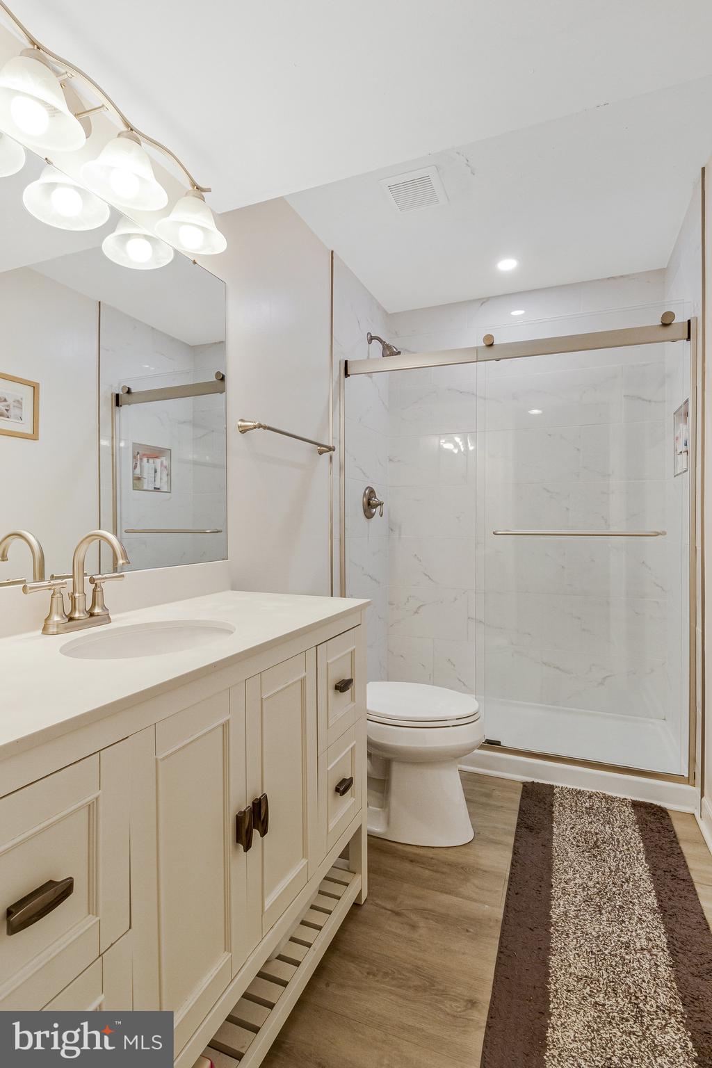 KINGSVIEW RIDGE - Residential