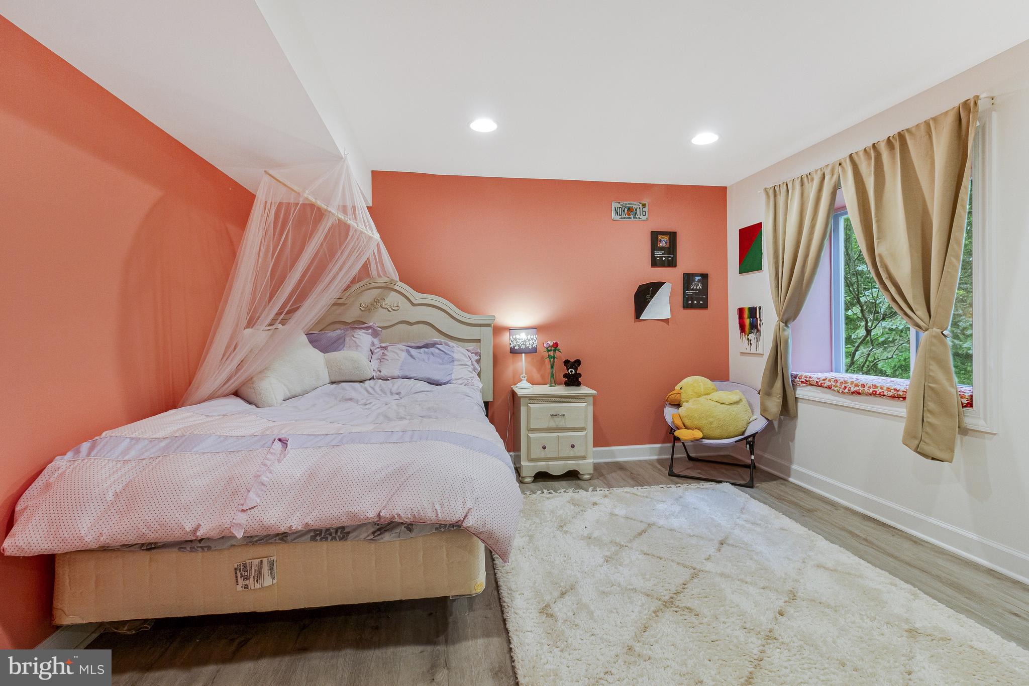 KINGSVIEW RIDGE - Residential