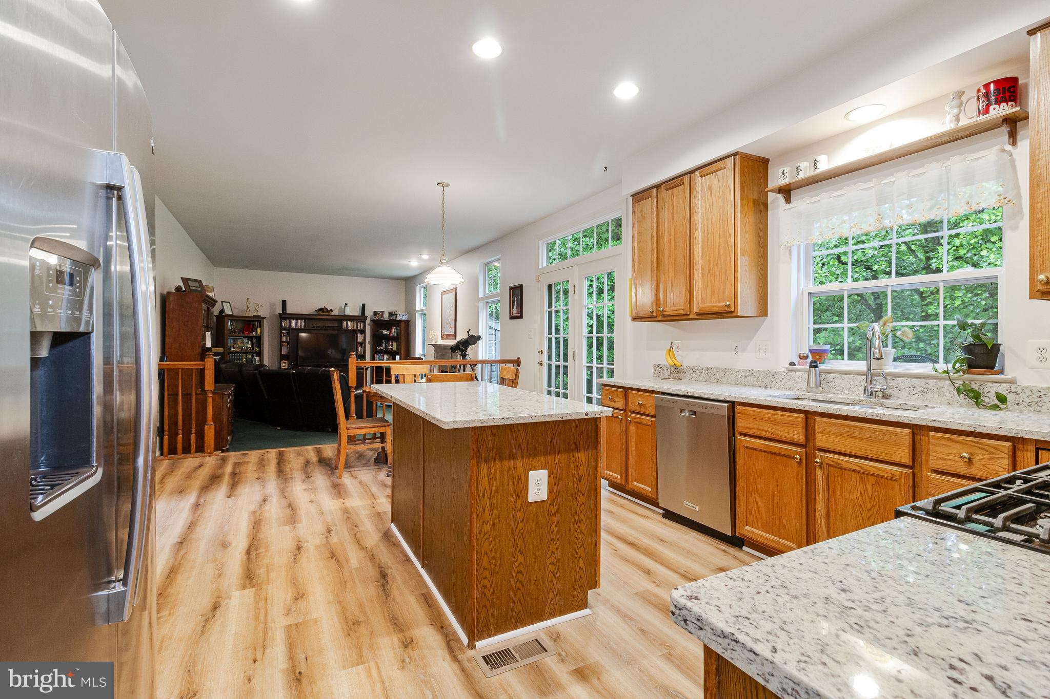 KINGSVIEW RIDGE - Residential