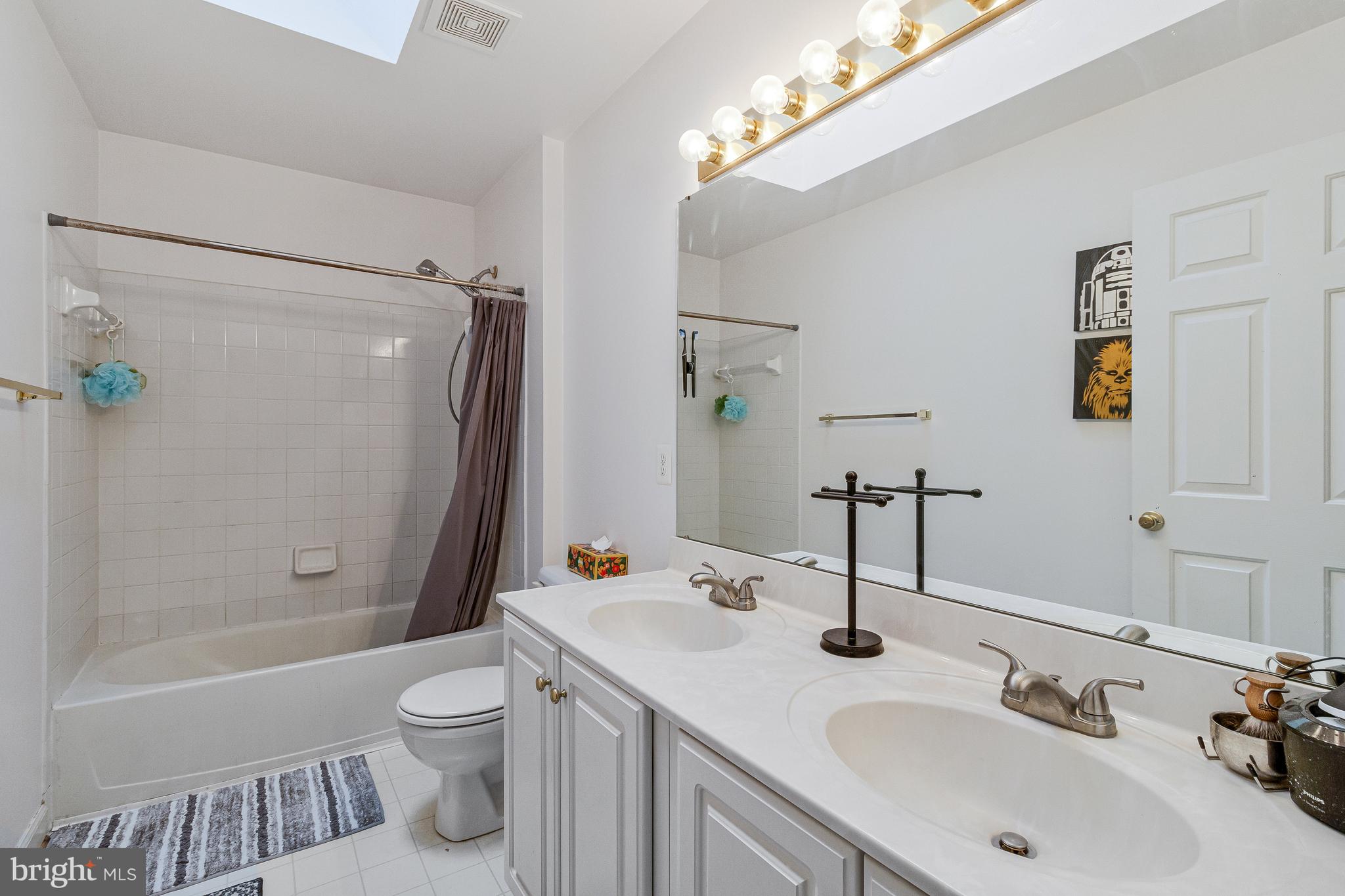 KINGSVIEW RIDGE - Residential