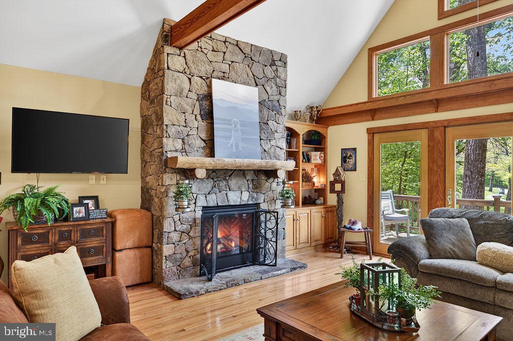 WINTERGREEN RESORT - Residential