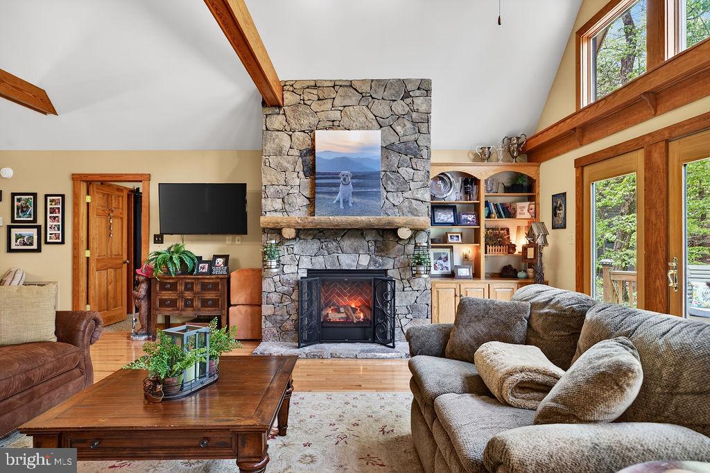 WINTERGREEN RESORT - Residential